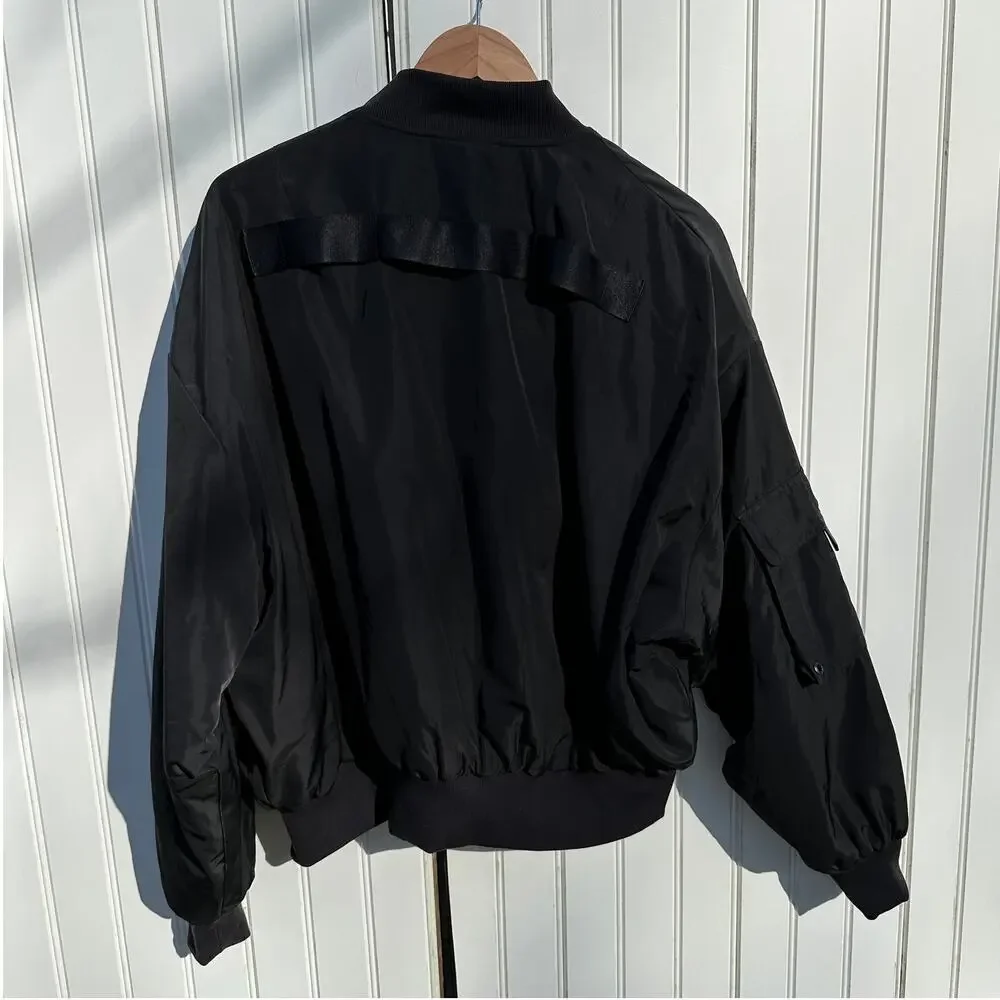Alo Yoga It Girl Bomber Jacket Black Size Medium EUC Oversize Blade Collar - Picture 4 of 16